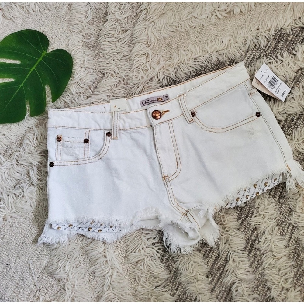 NWT C&C California Israel Vintage Short White Distressed Denim Cut Offs 26